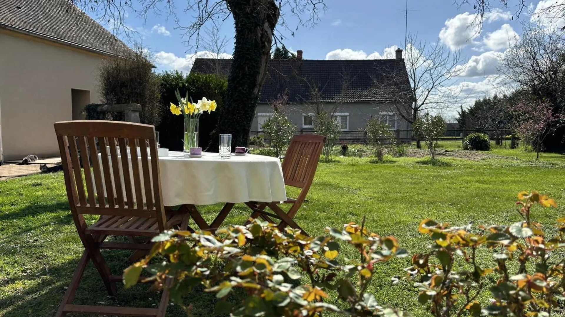 Holiday home Gite Confort Au Coeur De L'Allier : Randonnees, Canoe, Peche, Vignoble, Terrasse, Tout Inclus - Fr-1-489-512 Contigny France