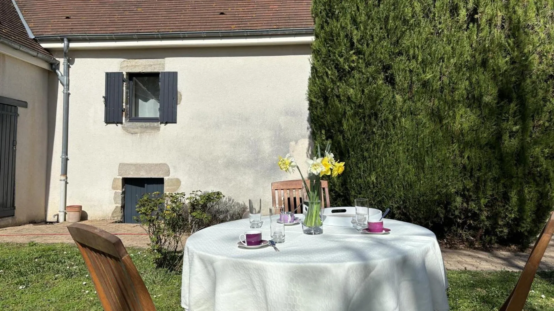 Gite Confort Au Coeur De L'Allier : Randonnees, Canoe, Peche, Vignoble, Terrasse, Tout Inclus - Fr-1-489-512 Contigny