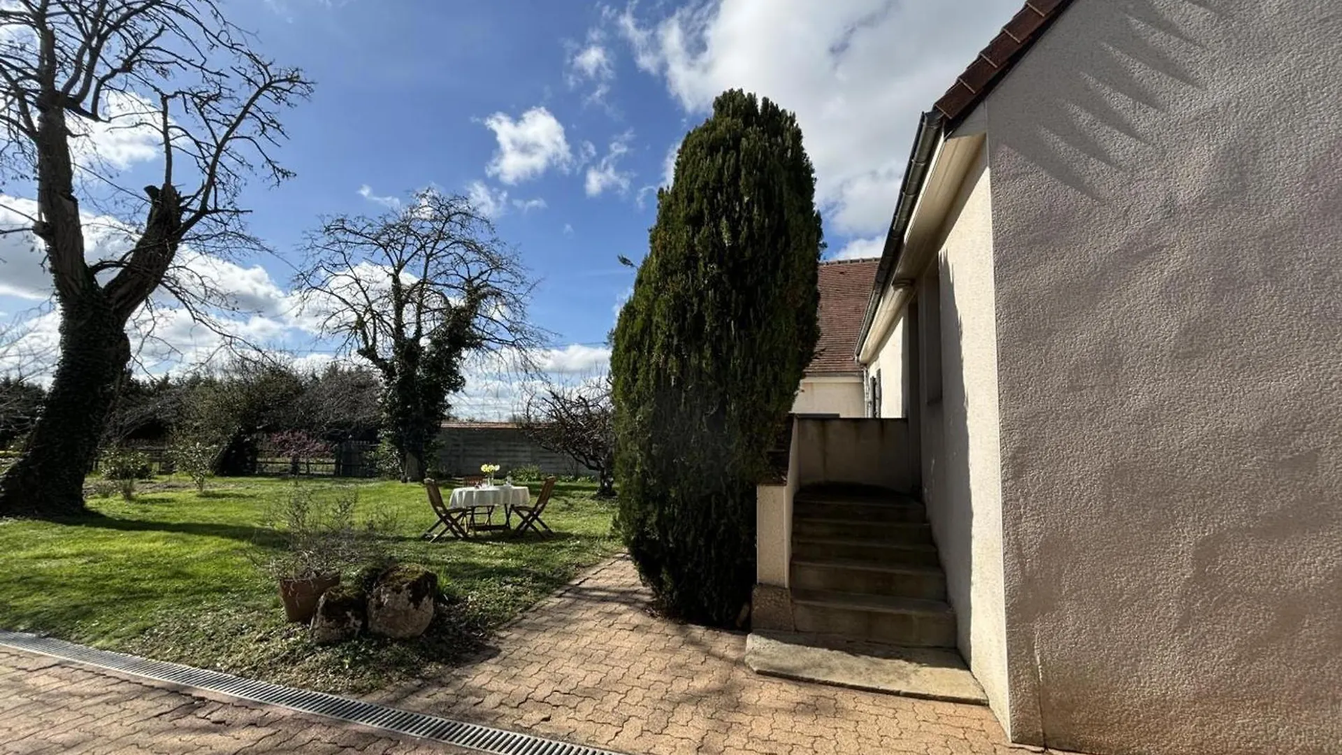 Gite Confort Au Coeur De L'Allier : Randonnees, Canoe, Peche, Vignoble, Terrasse, Tout Inclus - Fr-1-489-512 Contigny Holiday home